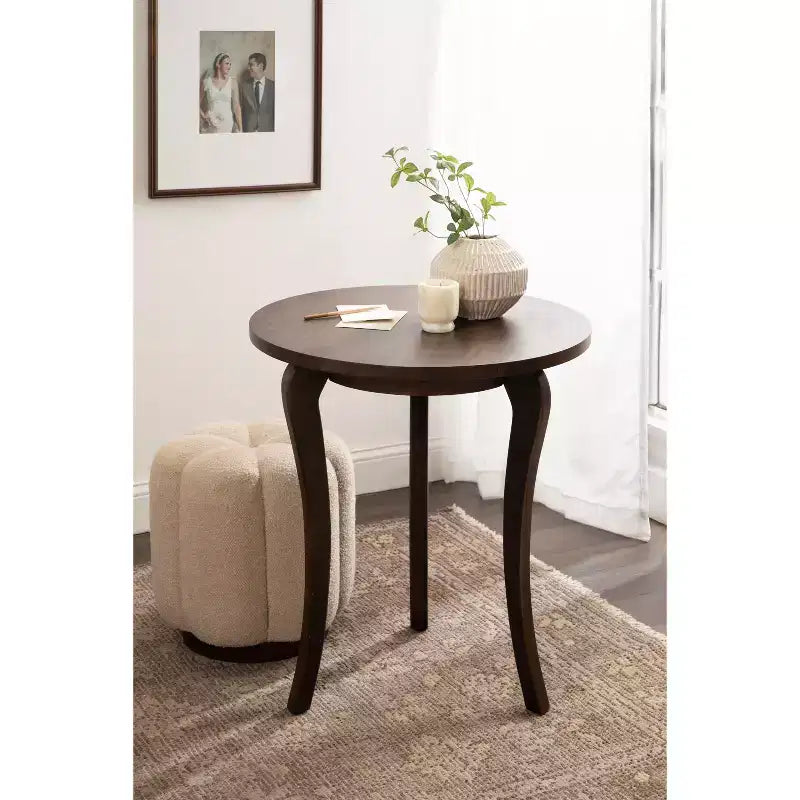 Mesa auxiliar redonda marrón oscuro, 26"x30", individual