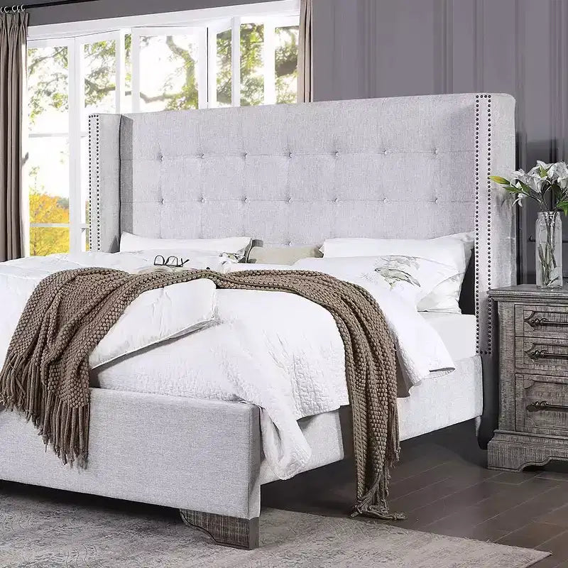 Cama Queen de piel sintética con diseño de cabecero con alas, 1 persona – Marrón