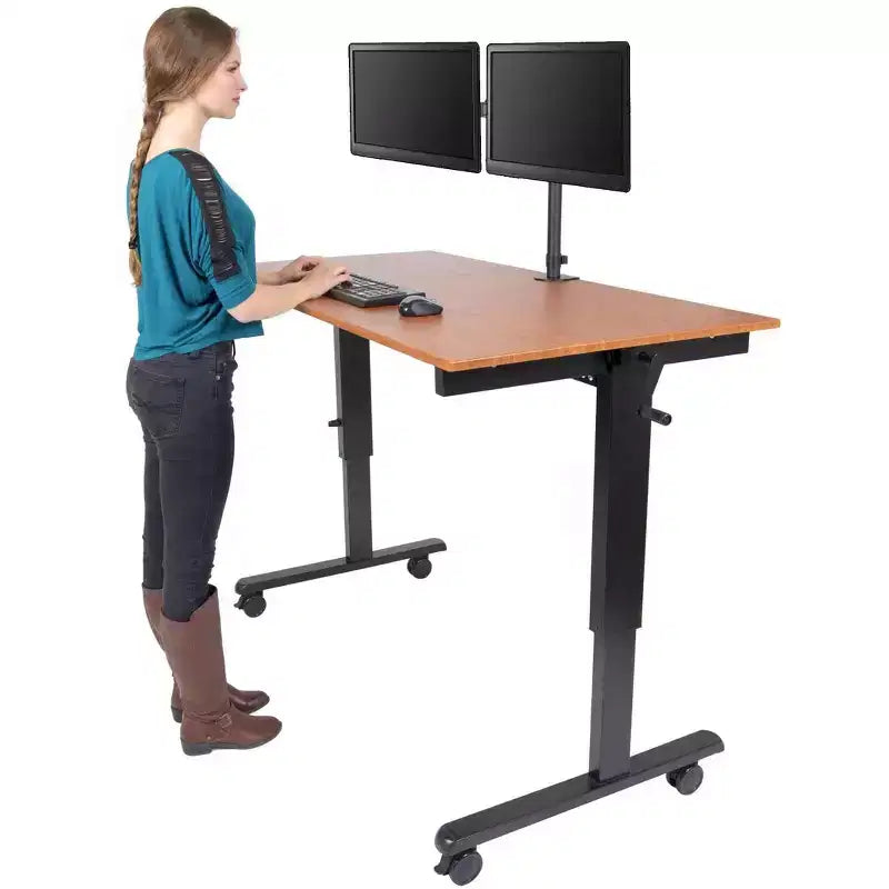 Soporte de Monitor con Brazo Oscilante Negro (Abrazadera) – Individual / Doble / Triple / Portátil+Doble